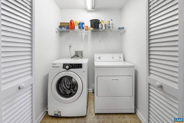 1004 PAGE ST, Charlottesville, VA 22903