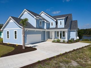 13 E Cannon Cove, Hampstead, NC 28443