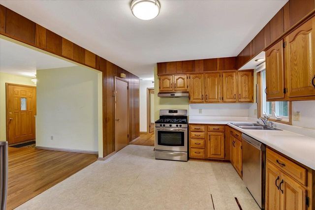 5033 Regent Street, Madison, WI 53705