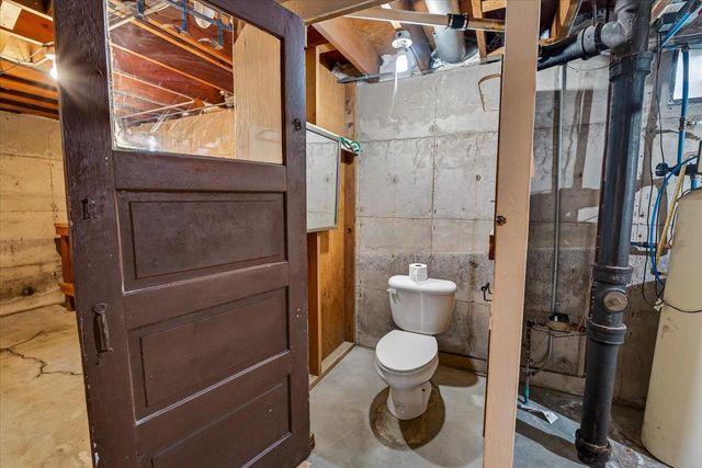 5033 Regent Street, Madison, WI 53705