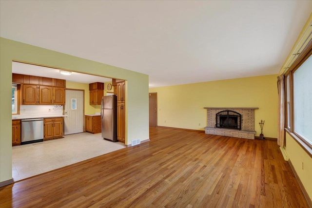 5033 Regent Street, Madison, WI 53705