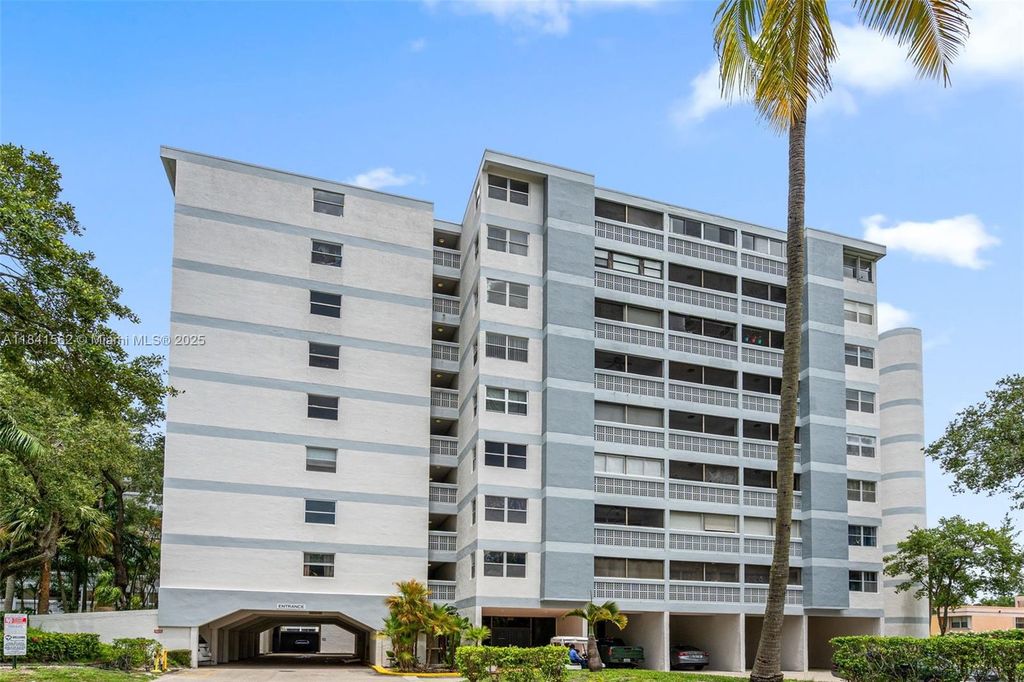 3301 Spanish Moss Ter 806, Lauderhill, FL 33319