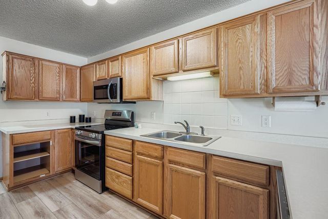 10948 181st Lane NW, Elk River, MN 55330