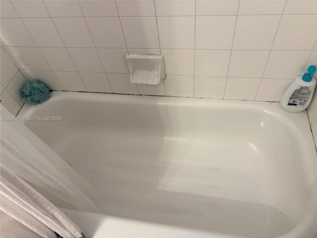 6910 NW 173rd Drive 1008, Hialeah, FL 33015