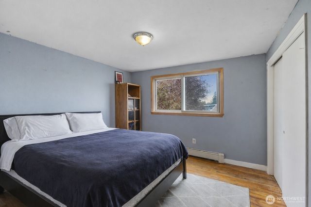 2230 S 253rd Place, Des Moines, WA 98198