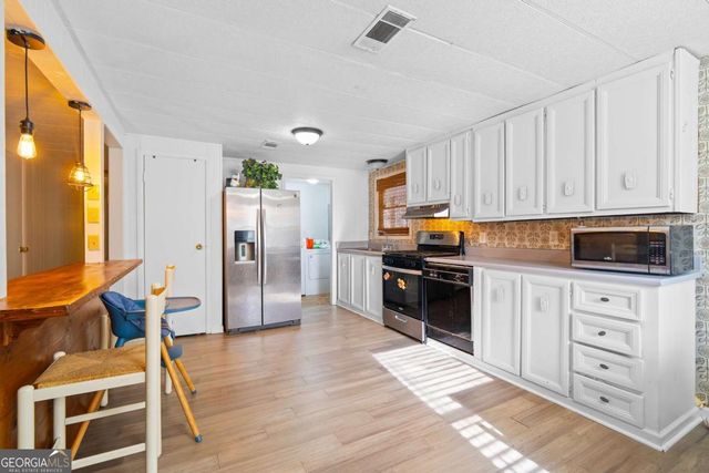 129 Woodland Drive, Gray, GA 31032