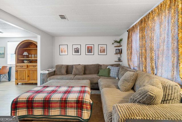 129 Woodland Drive, Gray, GA 31032