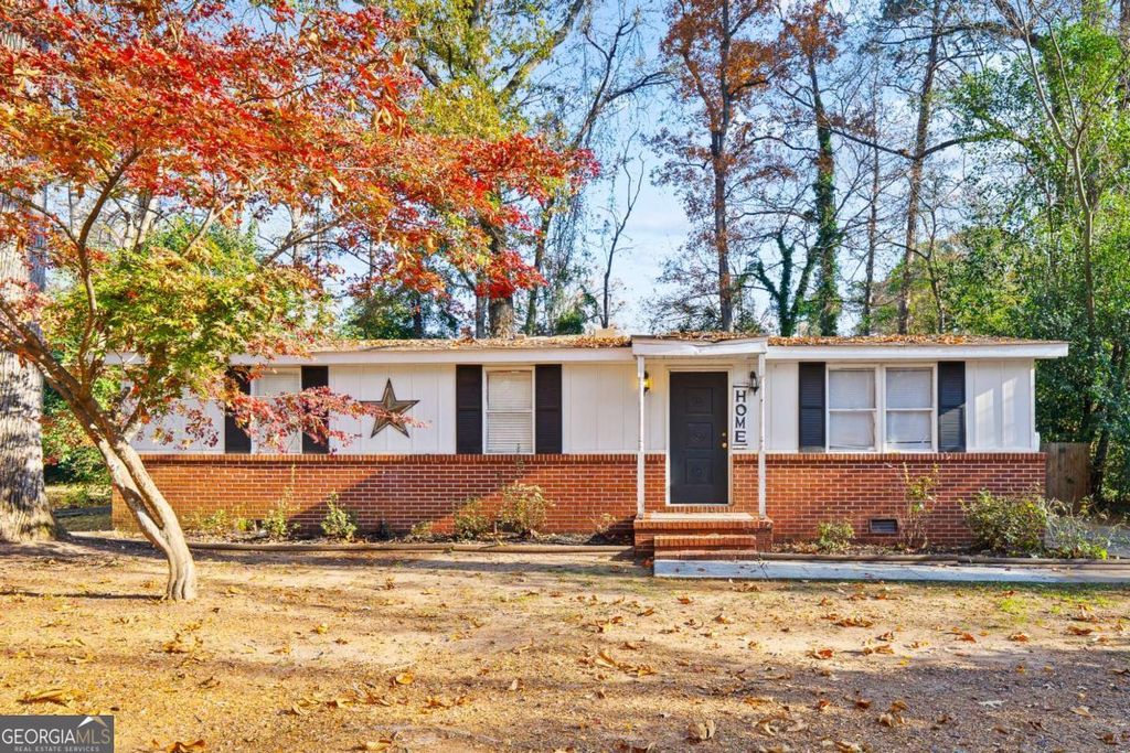 129 Woodland Drive, Gray, GA 31032