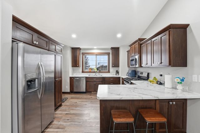 811 2nd Avenue SW, Rice, MN 56367