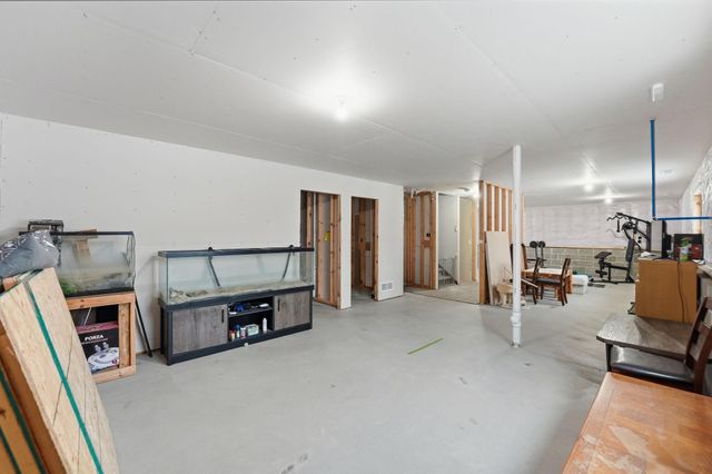 811 2nd Avenue SW, Rice, MN 56367