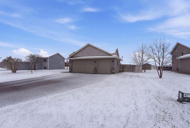 811 2nd Avenue SW, Rice, MN 56367