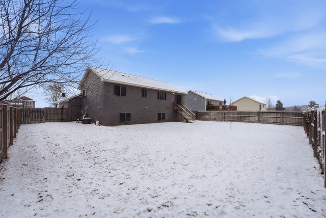 811 2nd Avenue SW, Rice, MN 56367