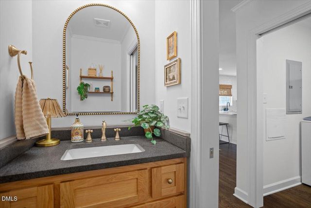 122 Plainview Avenue, Raleigh, NC 27604