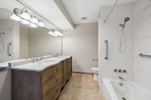 15 Greenway Plaza 14F, Houston, TX 77046