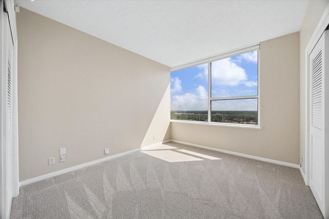 15 Greenway Plaza 14F, Houston, TX 77046