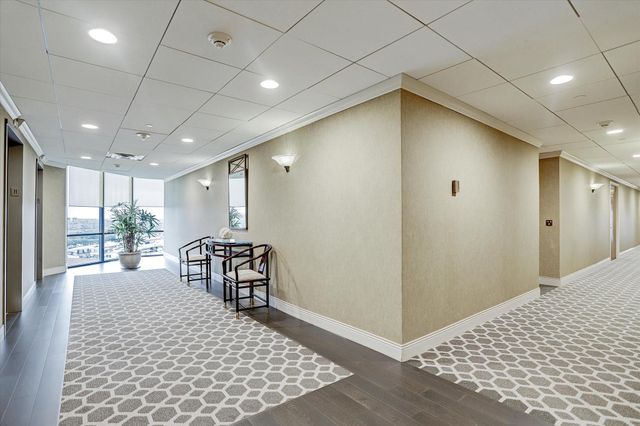 15 Greenway Plaza 14F, Houston, TX 77046