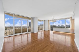15 Greenway Plaza 14F, Houston, TX 77046