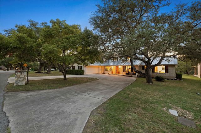 56 Woodcreek DR, Wimberley, TX 78676