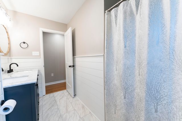 1006 BELLEVIEW CT, Columbia, MO 65203