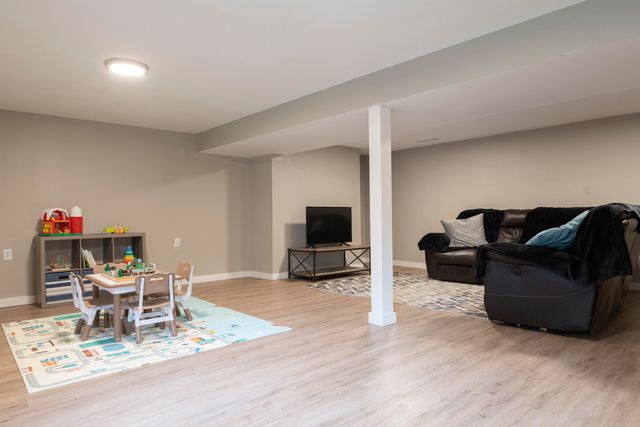 1006 BELLEVIEW CT, Columbia, MO 65203