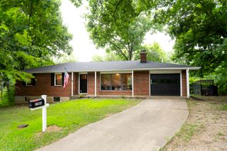 1006 BELLEVIEW CT, Columbia, MO 65203