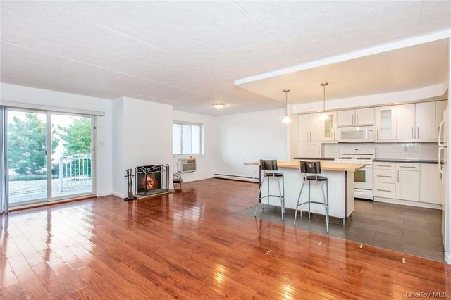 1494 Shore Drive 7F, Bronx, NY 10465