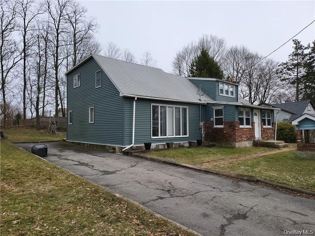 59 Walton Terrace, Monroe, NY 10950