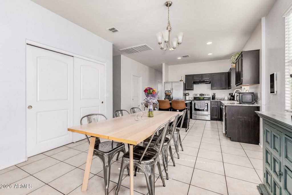17312 N LAGO Drive, Maricopa, AZ 85138 — photo 4