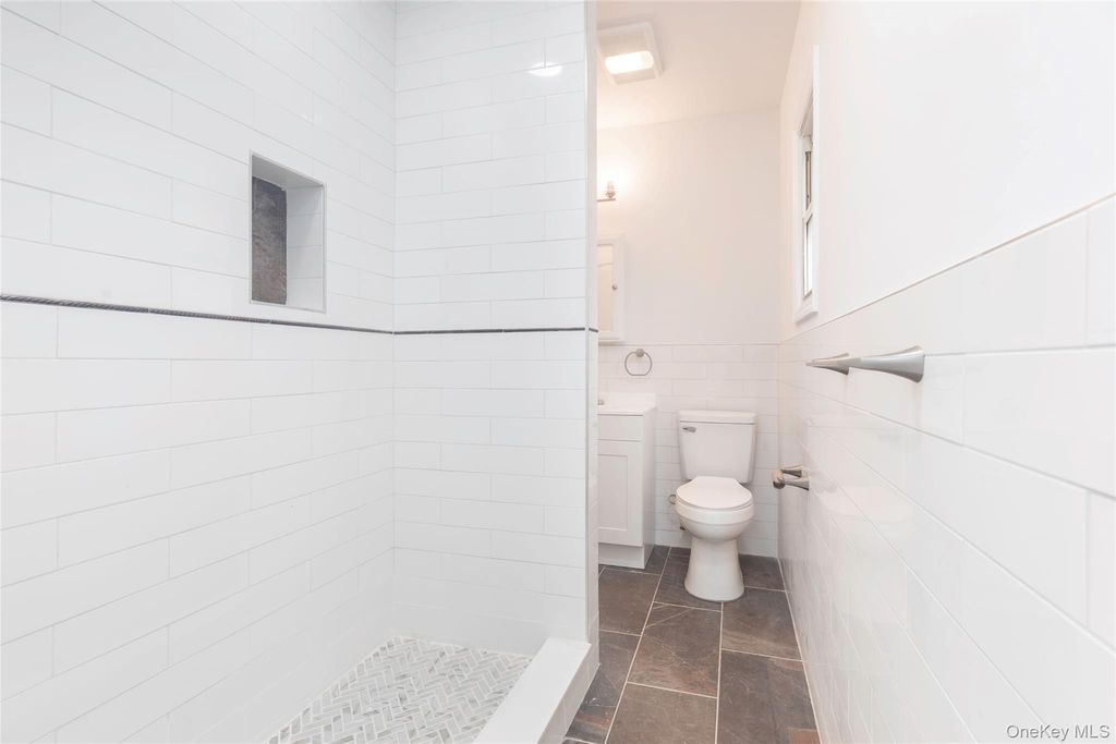 76 Wickes Avenue, Yonkers, NY 10701 — photo 3