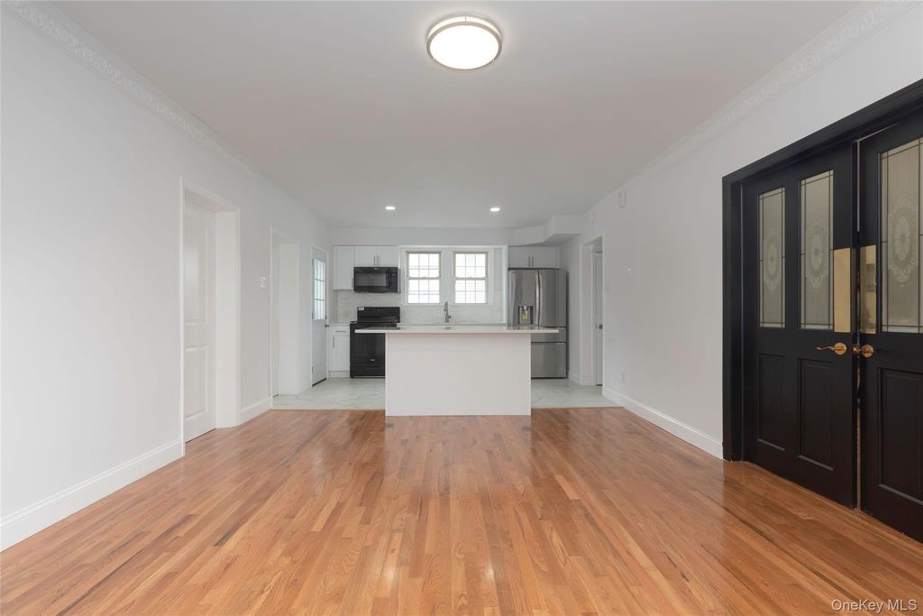 76 Wickes Avenue, Yonkers, NY 10701 — photo 4
