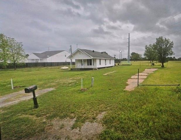 20834 Cochran Road, Hempstead, TX 77445