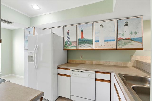 190 W SABAL PALM PLACE 190, Longwood, FL 32779