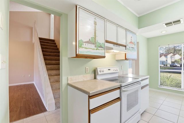 190 W SABAL PALM PLACE 190, Longwood, FL 32779