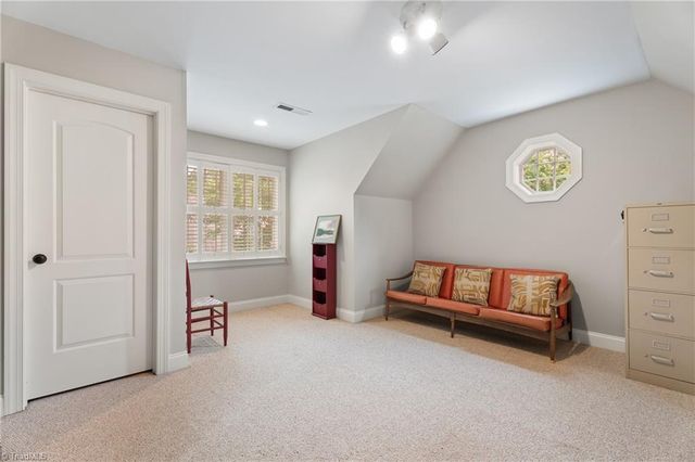 4486 Greystone Place Court, Winston-salem, NC 27106