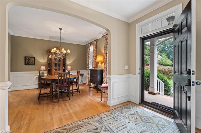 4486 Greystone Place Court, Winston-salem, NC 27106