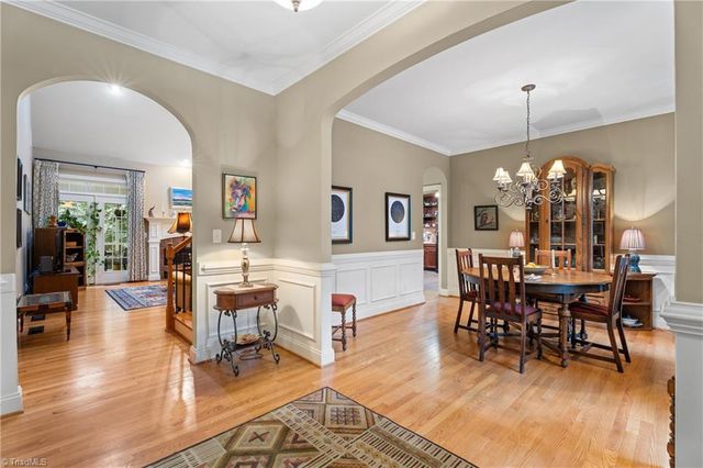 4486 Greystone Place Court, Winston-salem, NC 27106