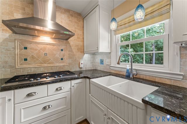 1496 Dorset Rd, Powhatan, VA 23139