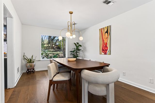 2502 Comburg Castle WAY, Austin, TX 78748