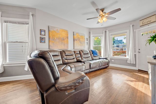 2053 N Lavergne Avenue, Chicago, IL 60639