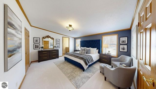 10389 S Grant Avenue, Clare, MI 48617