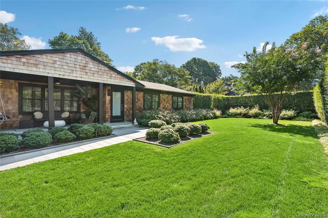 30 Breese Lane, Southampton, NY 11968