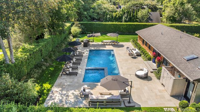 30 Breese Lane, Southampton, NY 11968