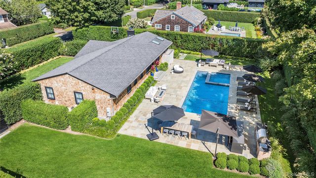 30 Breese Lane, Southampton, NY 11968