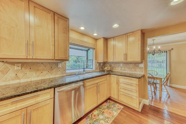 195 Del Monte Lane, Morgan Hill, CA 95037