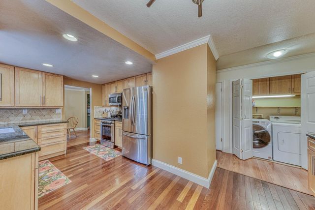 195 Del Monte Lane, Morgan Hill, CA 95037
