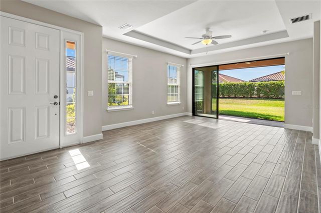 6250 PLATEAU COURT, Bradenton, FL 34203