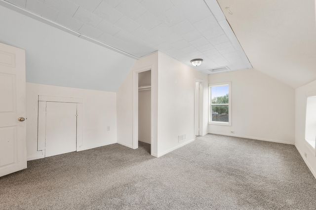 1024 Laurel Street, Cadillac City, MI 49601