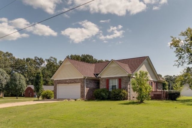 15 BLUEBELL CV, Savannah, TN 38372