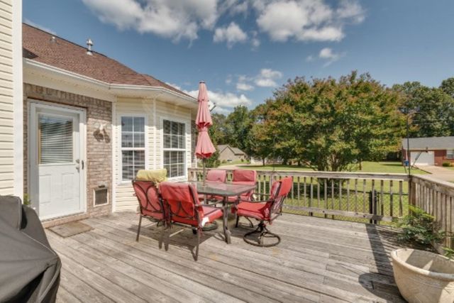 15 BLUEBELL CV, Savannah, TN 38372