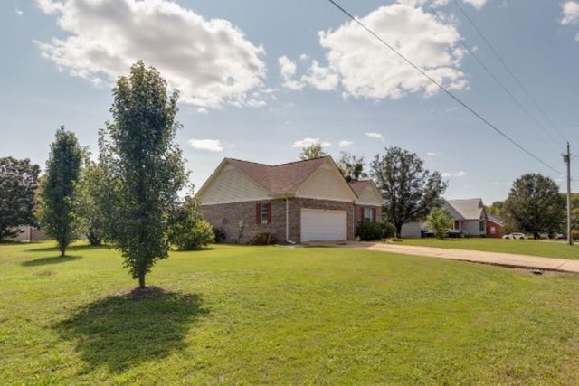 15 BLUEBELL CV, Savannah, TN 38372